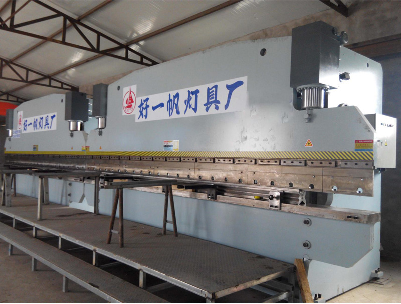 2-WC67Y-250T/6000�p�C(j��)(li��n)��(d��ng)